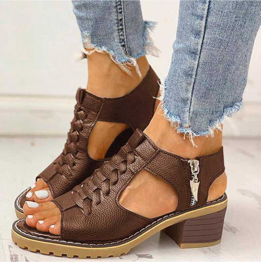 Brown / 12