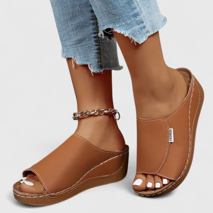 Brown / 12 US | 43 EU