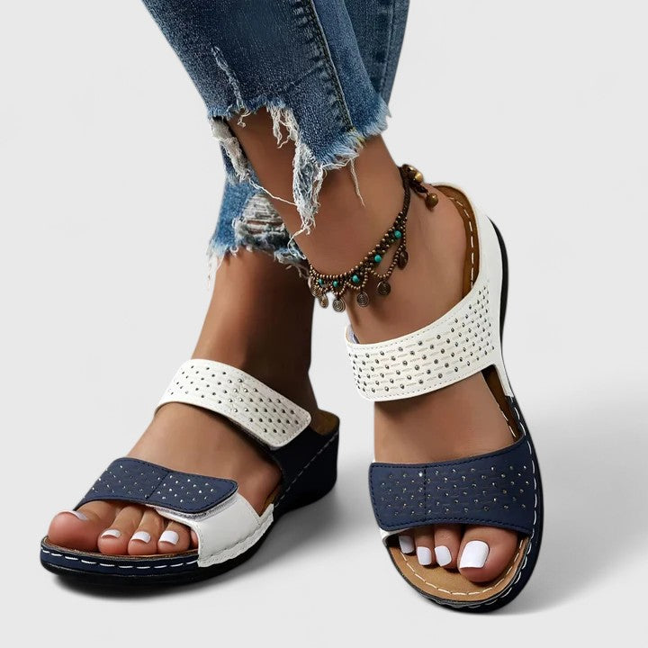 White-Blue / 11 US | 42 EU