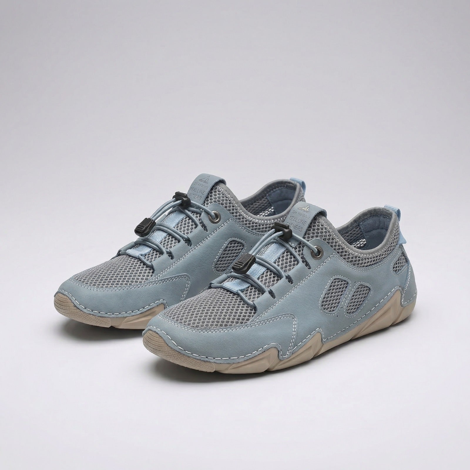 Bleu Clair / 44