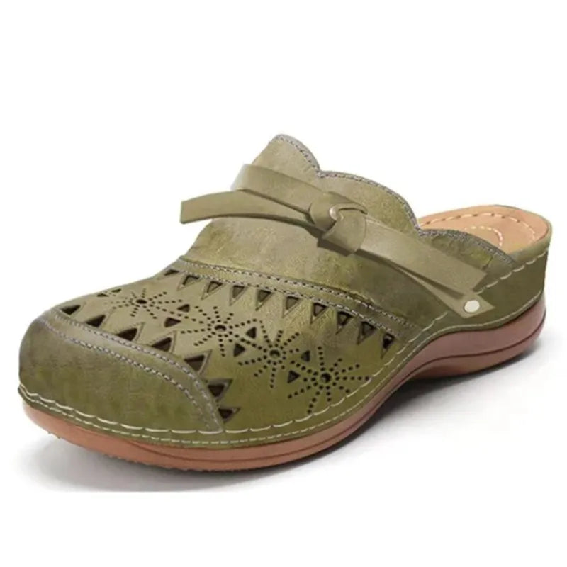 Military Green / 43