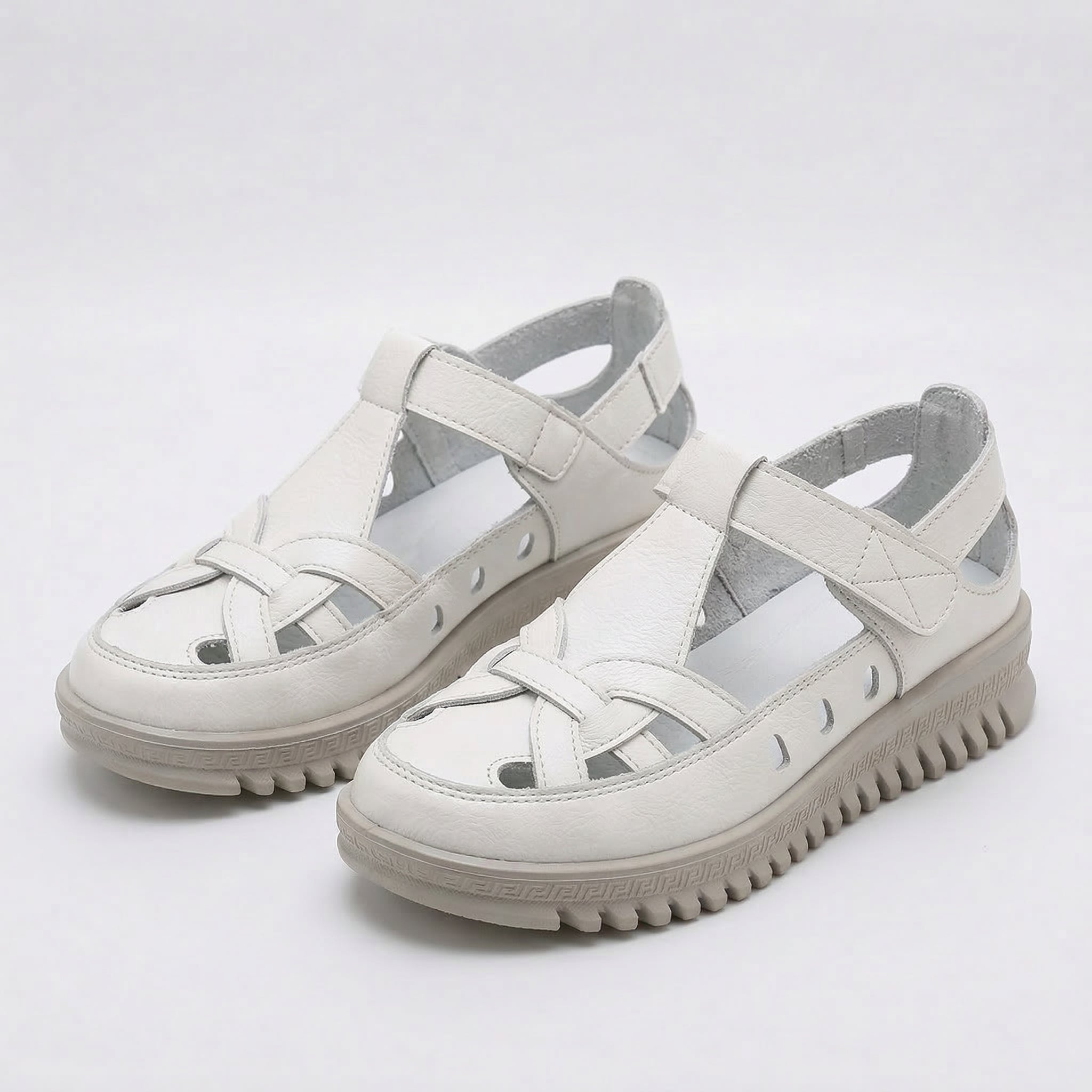 Cream White / 45