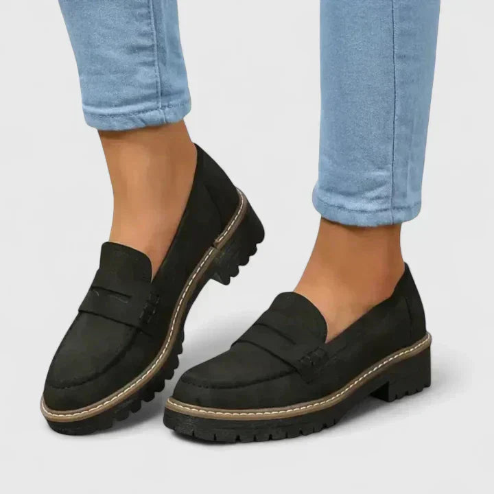 Black / 11.5