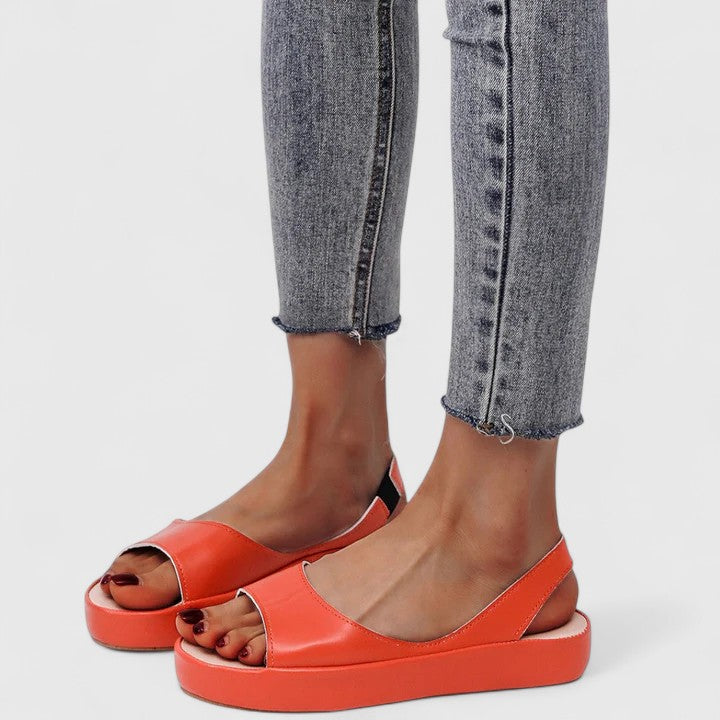 Orange / 12 US | 43 EU